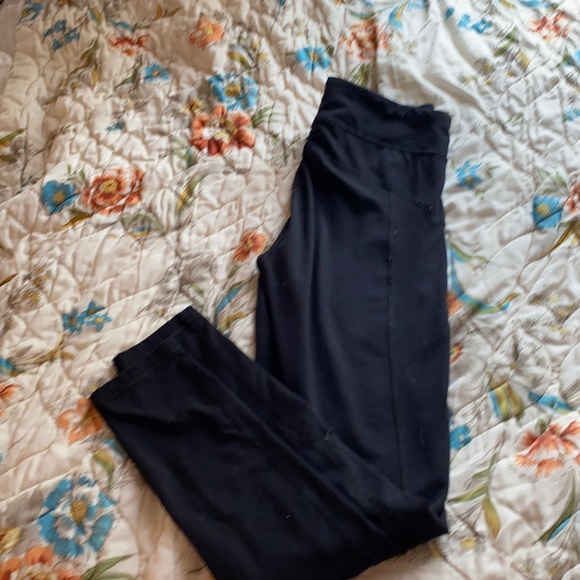 Black leggings
